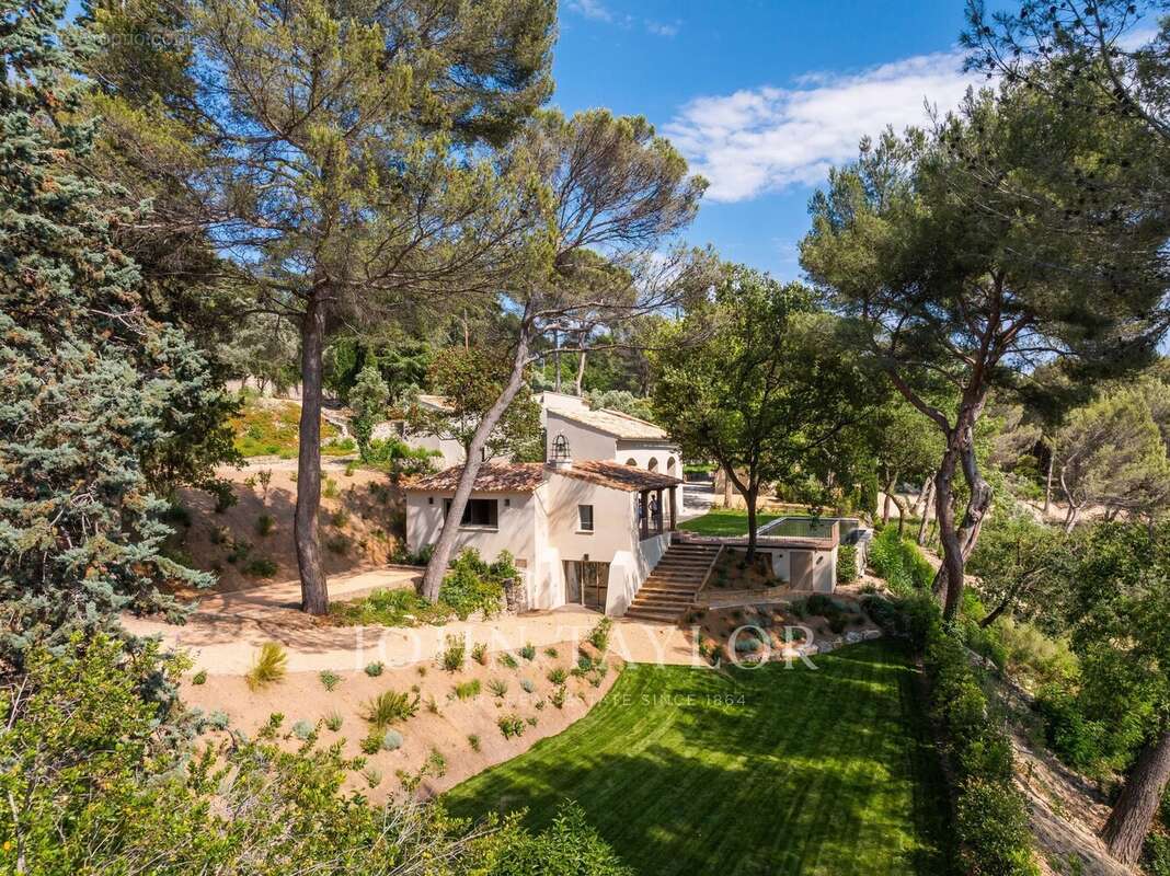 Maison à AIX-EN-PROVENCE