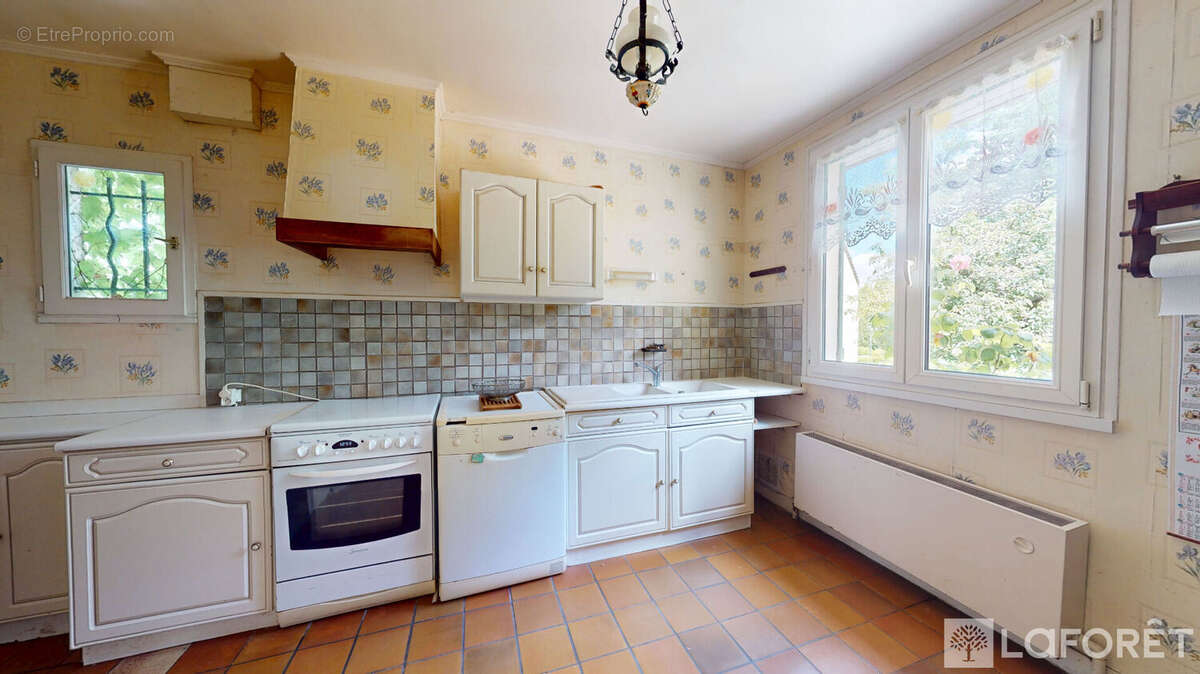 Maison à vendre Reims Lézardière, plain-pied , 3 chambres, garage, jardin - photo 3