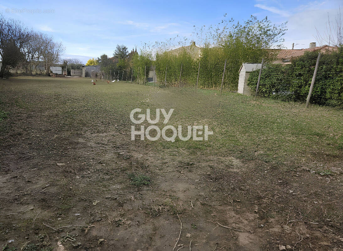 Terrain à TRESQUES