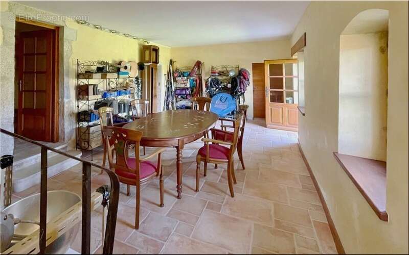 Maison à BELLEGARDE-SUR-VALSERINE