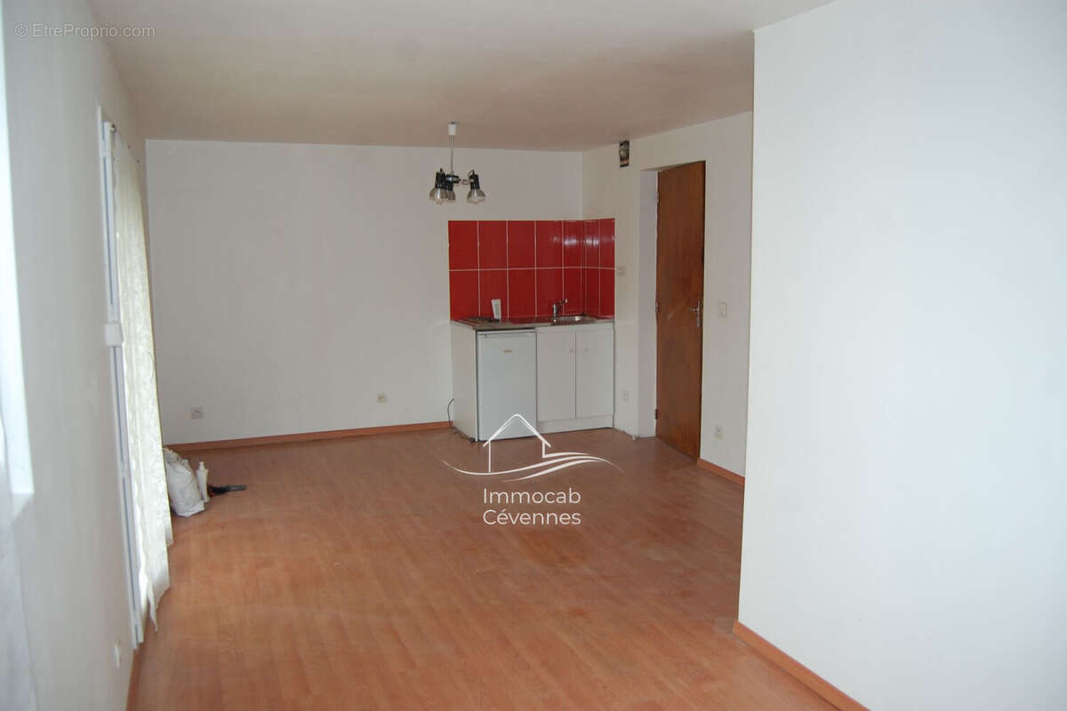Maison 107 m² à Ales  - photo 9