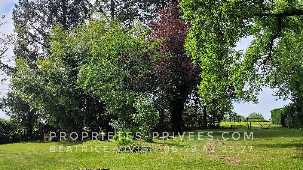 Maison à ROUFFIGNAC-SAINT-CERNIN-DE-REILHAC