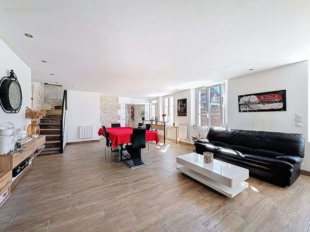Maison à NEUILLY-SOUS-CLERMONT