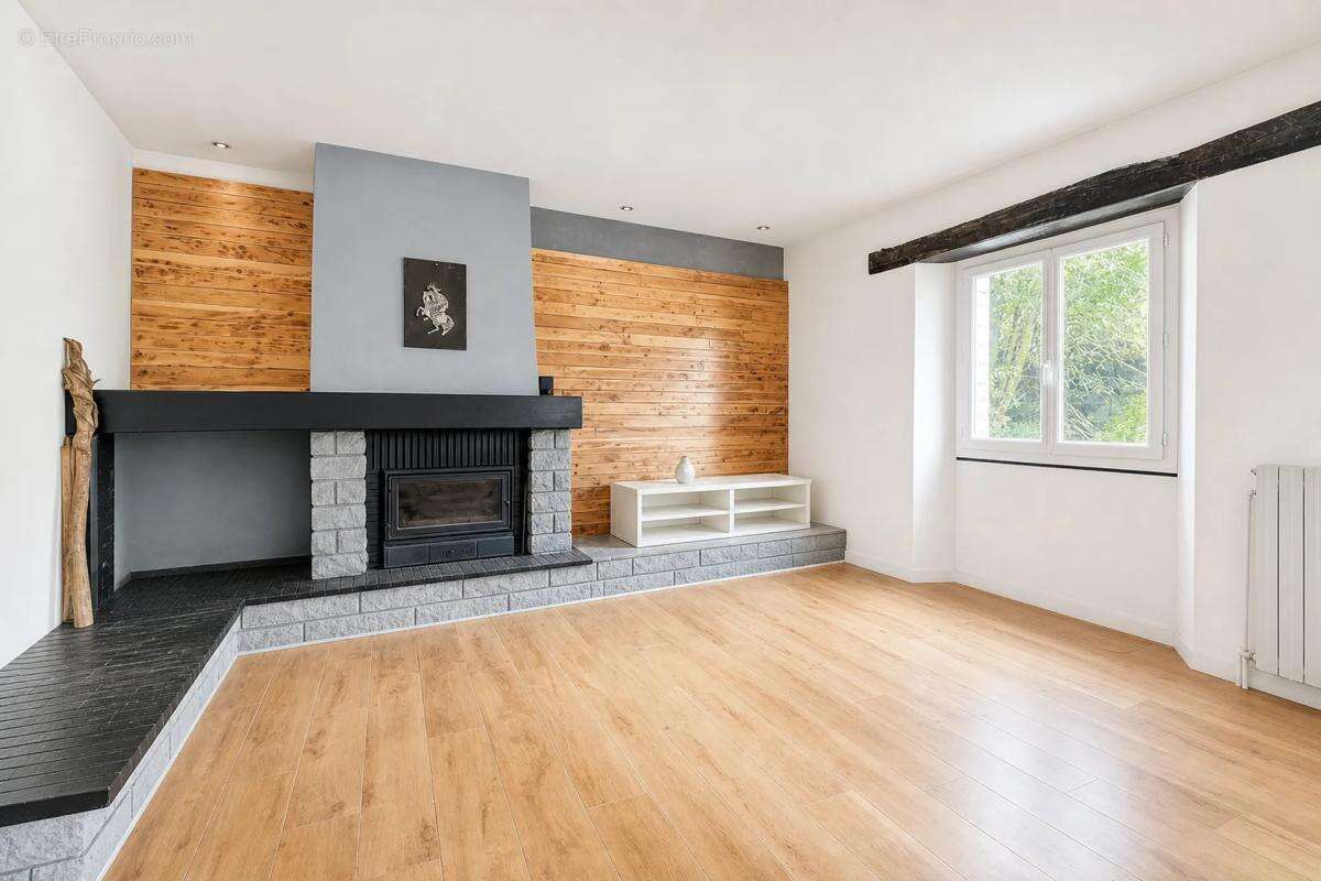 Maison spacieuse de 220 m² à Chalautre-la-Grande - photo 4