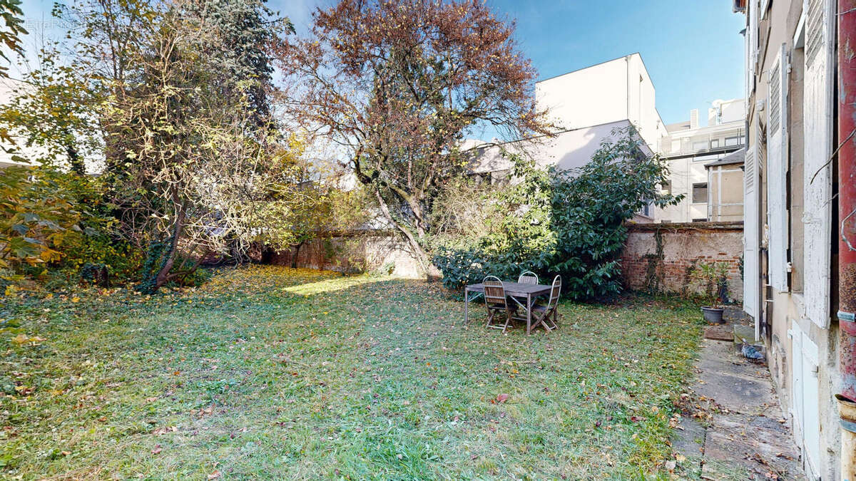 Appartement à MOULINS