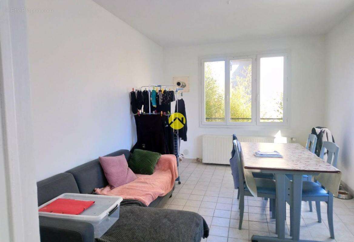 Maison à SAINT-AMAND-MONTROND