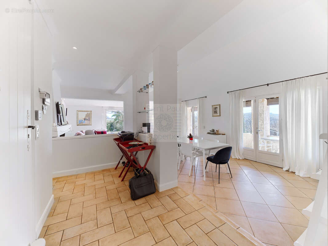 Maison à LA COLLE-SUR-LOUP