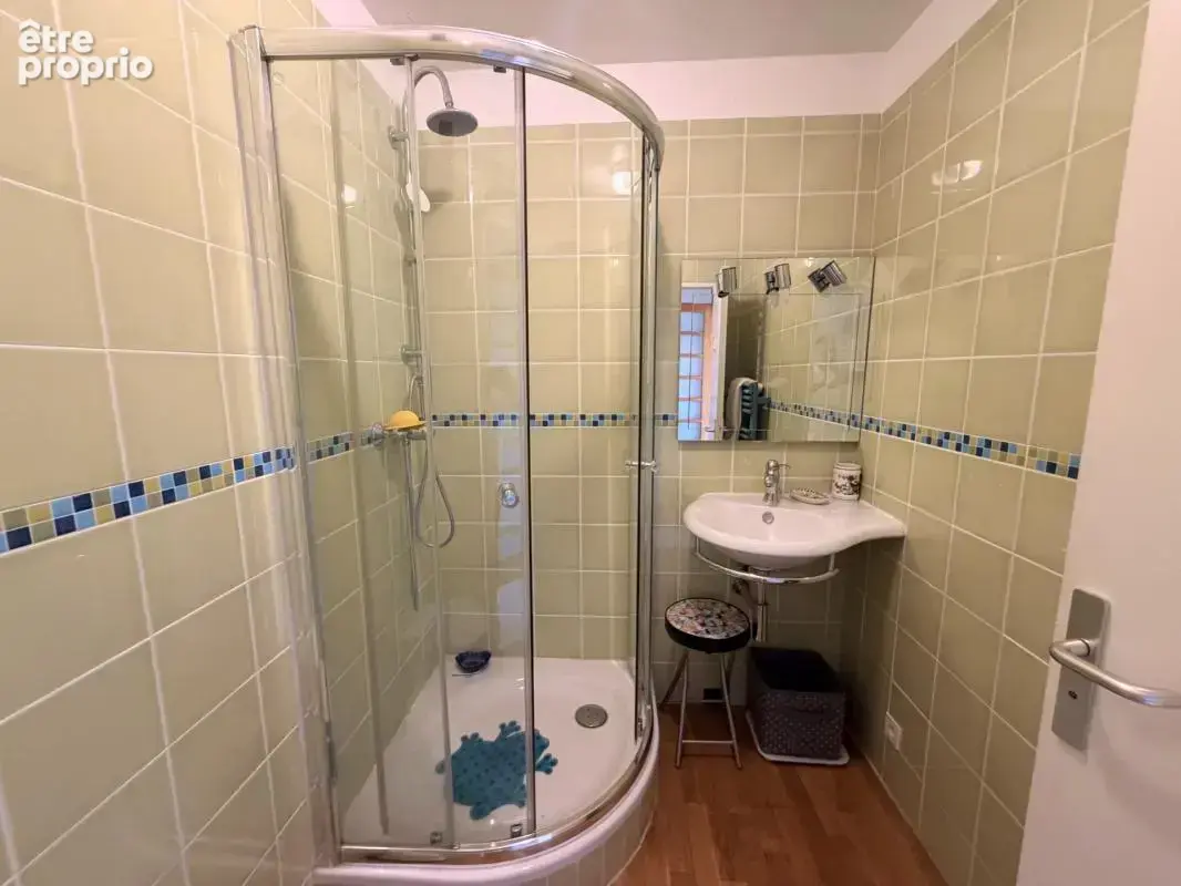Appartement T4 101 m² avec terrasse à Aix-en-Provence secteur Nord dans résidence sécurisée - photo 13