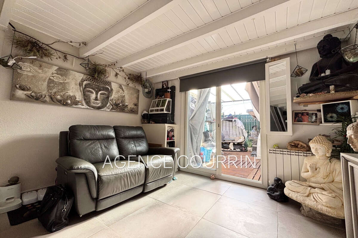 Maison à SAINT-VALLIER-DE-THIEY