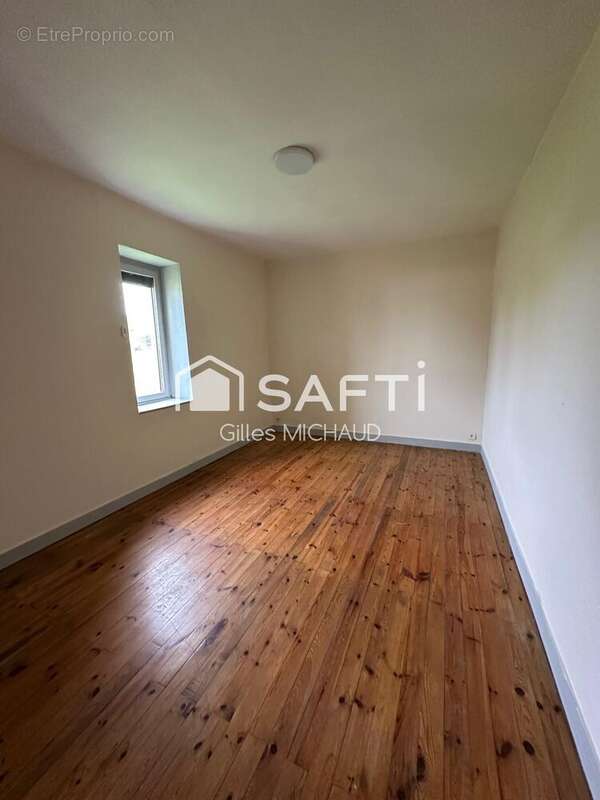 Photo 8 - Maison à POUILLY-SOUS-CHARLIEU