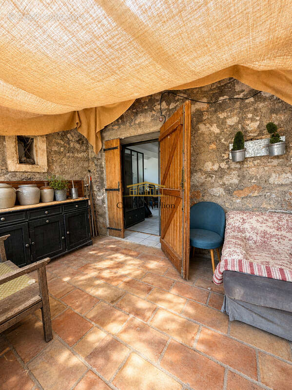 Maison 50 m² à Vic-La-Gardiole  - photo 2