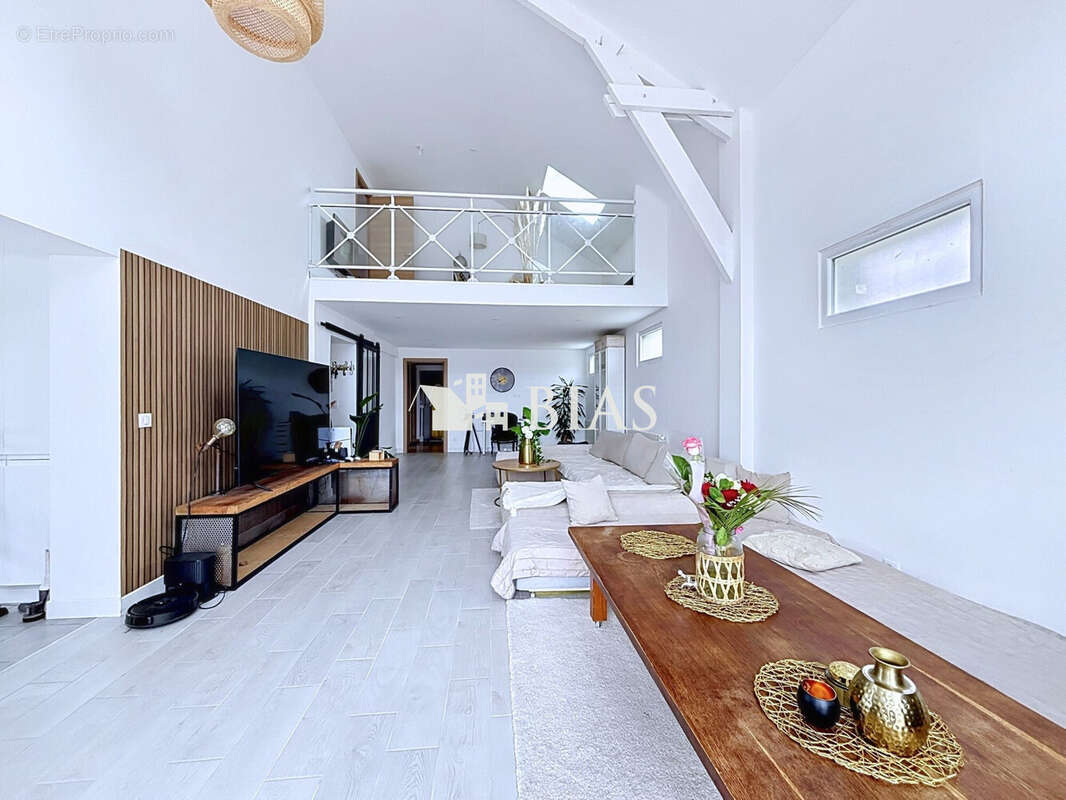 Maison 183 m² à La Haye-Le-Comte  - photo 6