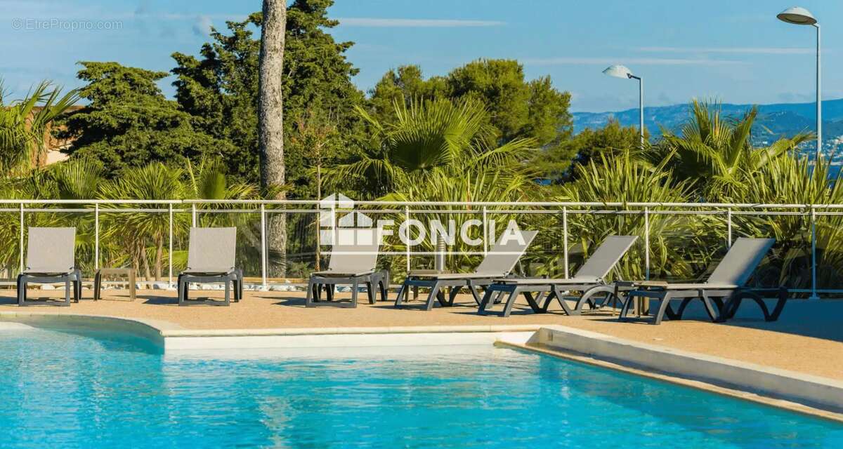 Appartement à SIX-FOURS-LES-PLAGES
