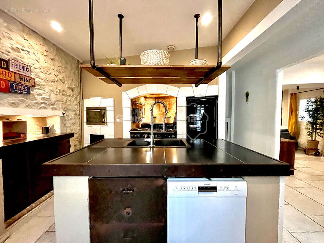 Maison à CHATEAURENARD