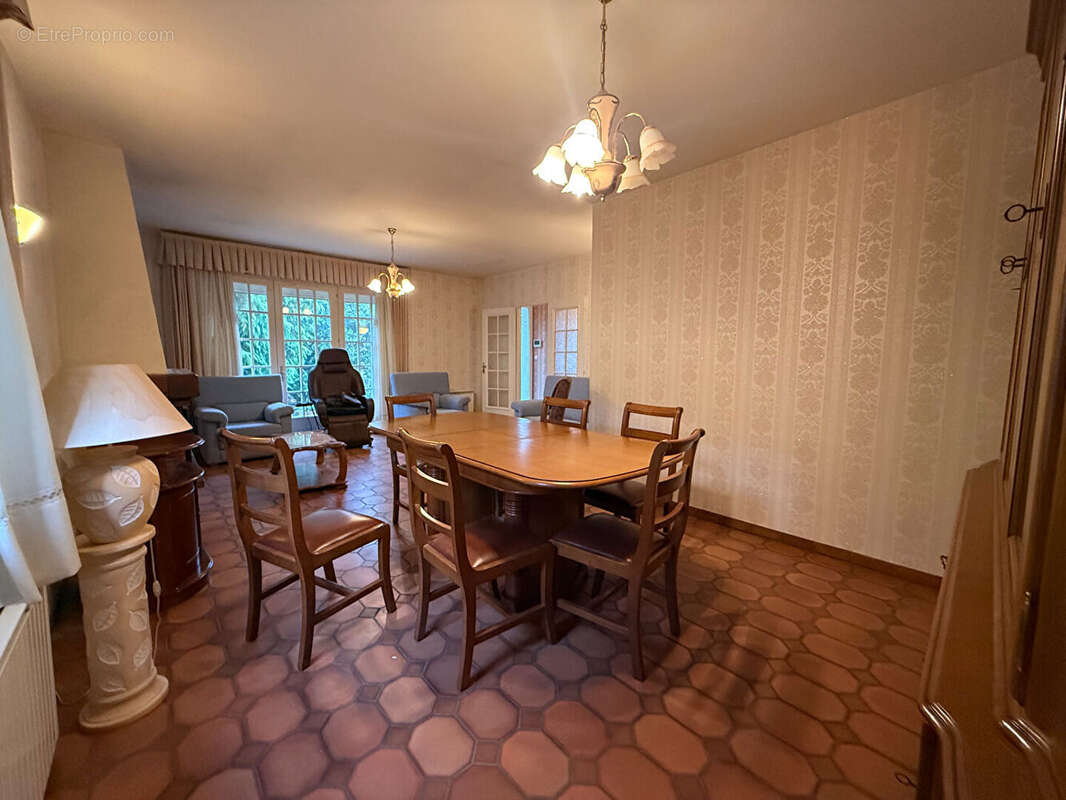 Maison à CHATEAUNEUF-SUR-LOIRE