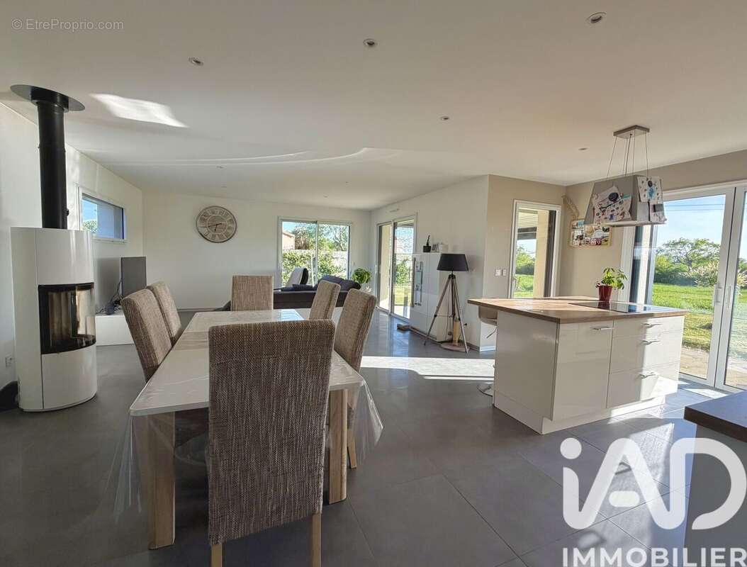 Photo 3 - Maison à TREIZE-SEPTIERS