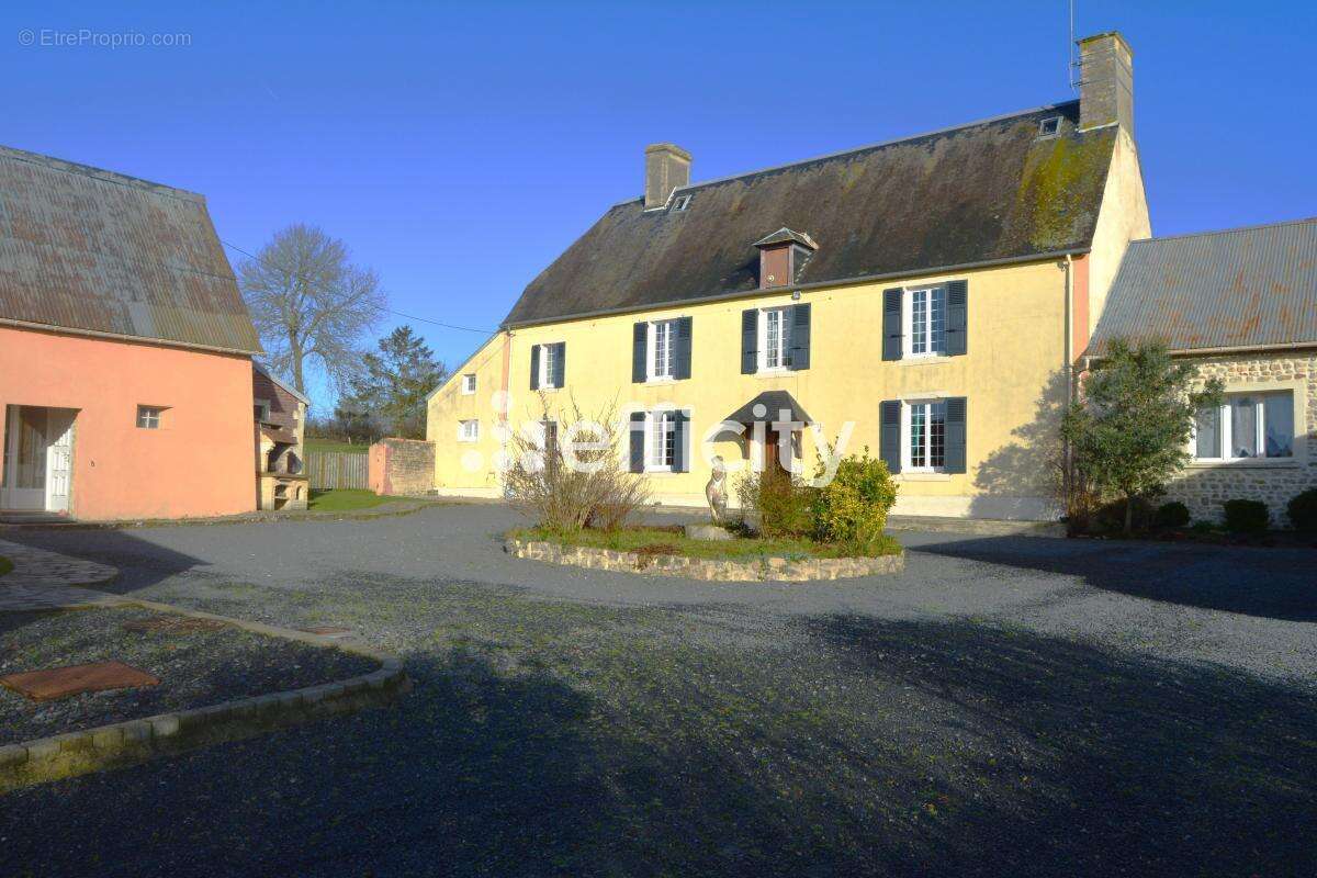 Maison à ISIGNY-SUR-MER