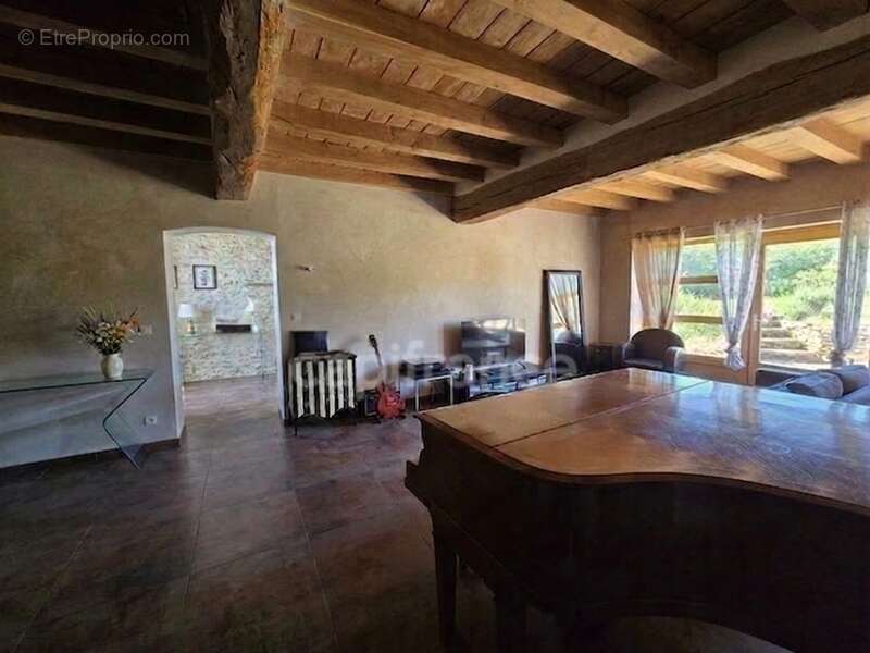 Maison de charme rare au cœur du Vézelien – environ 150 m² habitables, fort potentiel de 230 m2 - 2 chambres potentiel 5 - photo 3