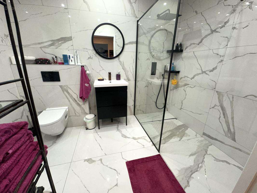 Maison à FROENINGEN