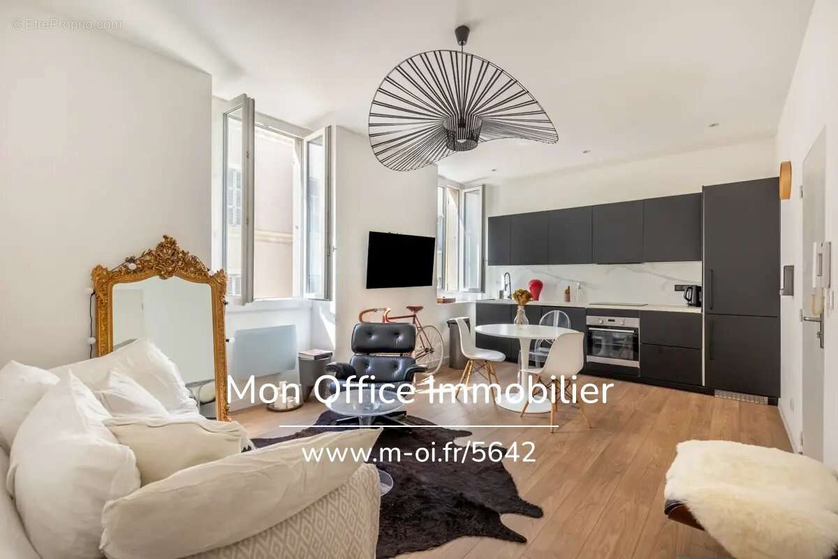 Appartement à MARSEILLE-6E