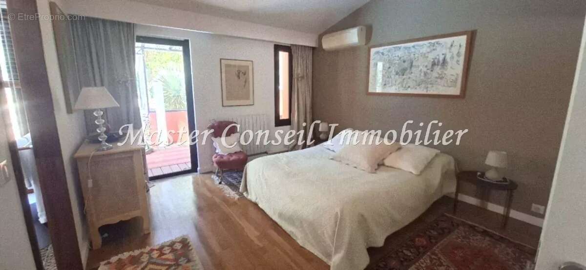Maison à MOUGINS