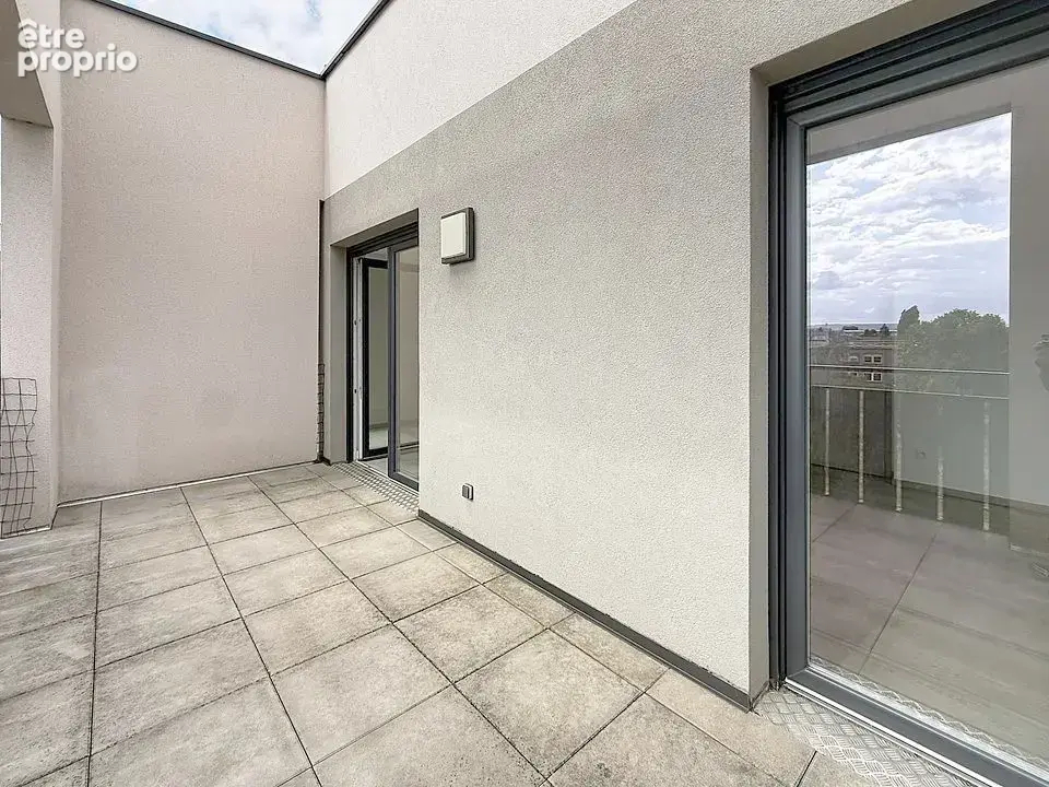 THIONVILLE - Appartement F3 terrasse - grand garage & parking extérieur privé -- 279 000,- € - photo 15