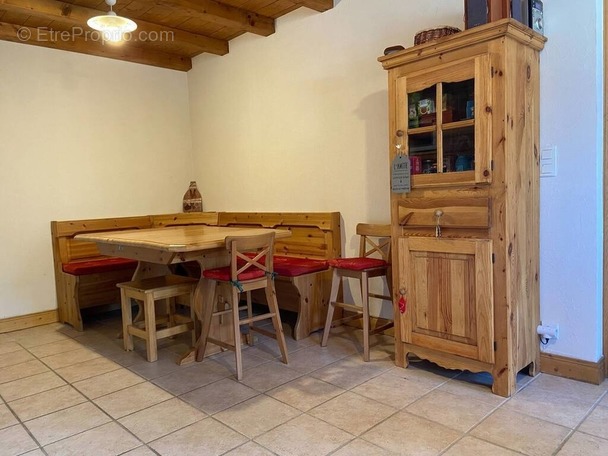 Appartement à CREST-VOLAND