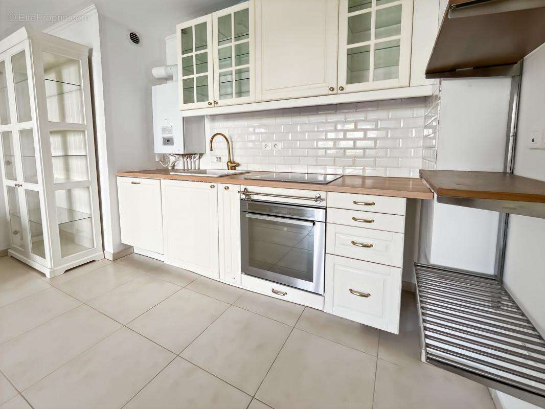 Appartement à MARSEILLE-14E