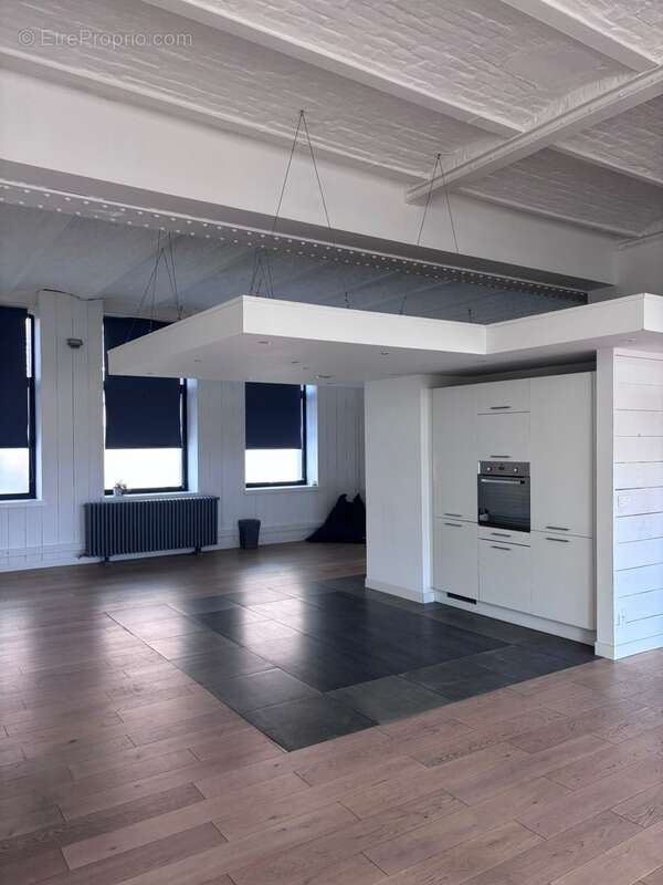Nouveauté, superbe appartement de type loft d'une surface de 161m2 carrez, totalement rénové au coeur de Lille - photo 8