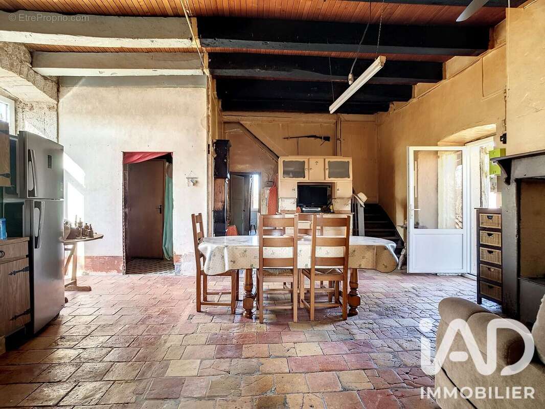 Maison 140 m² à Saint-Beauzeil  - photo 5
