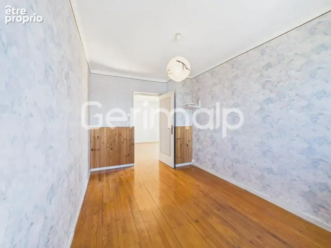 Vente - Appartement - 3 pièces + cuisine - 54 m² - 265 000 € - - photo 11