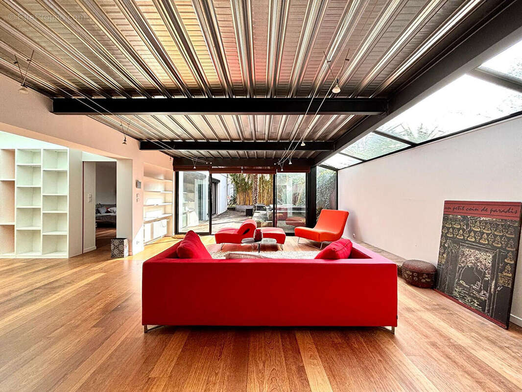 Appartement à BORDEAUX