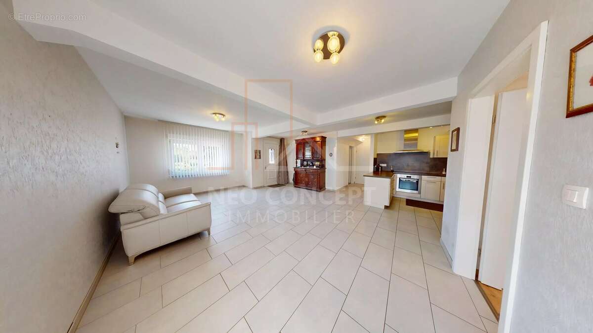 Exceptionnelle propriété de 35 ares avec maison contemporaine de 216 m² - photo 18