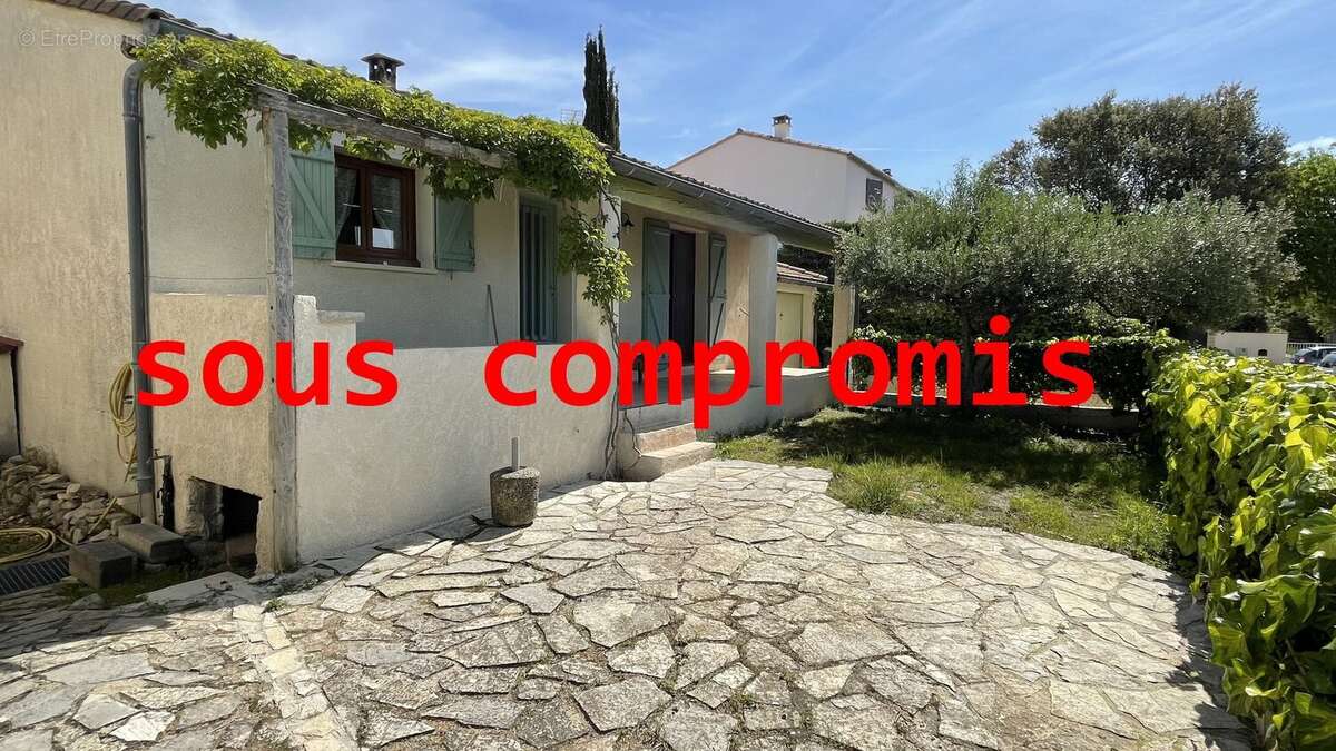 Maison à MONTPEZAT