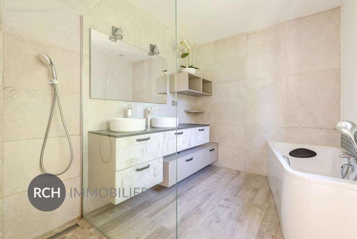 Maison à MONTFORT-L'AMAURY