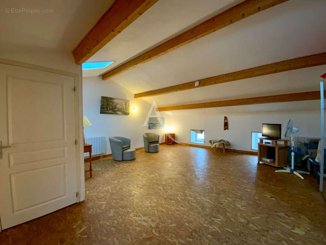 Maison à JONZAC