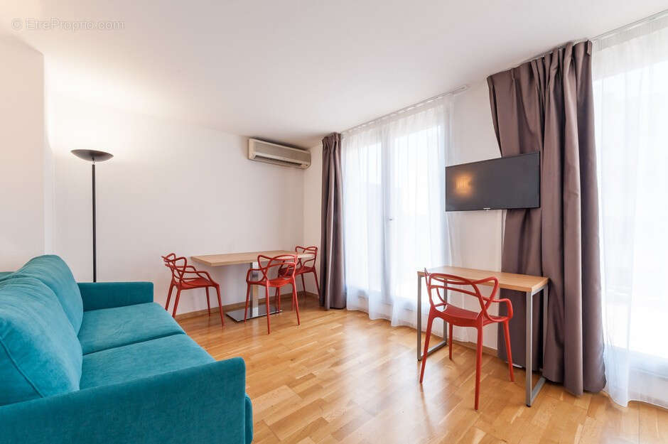 Appartement à MARSEILLE-2E