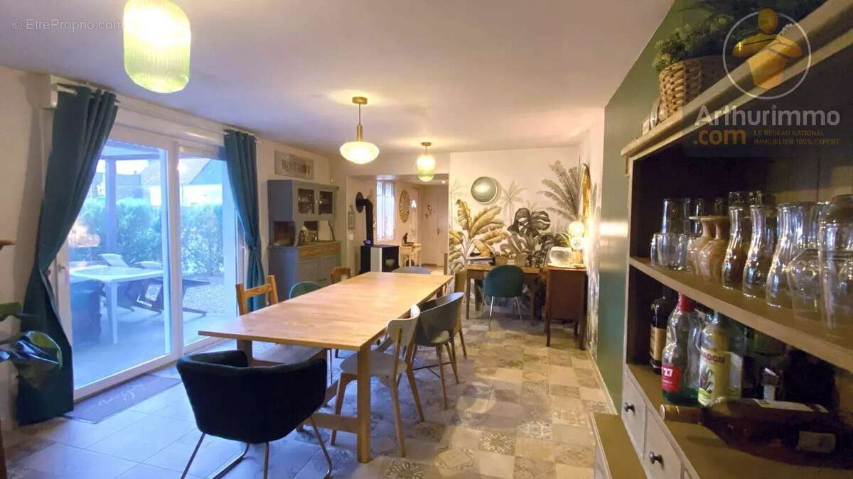 Maison à VILLERMAIN