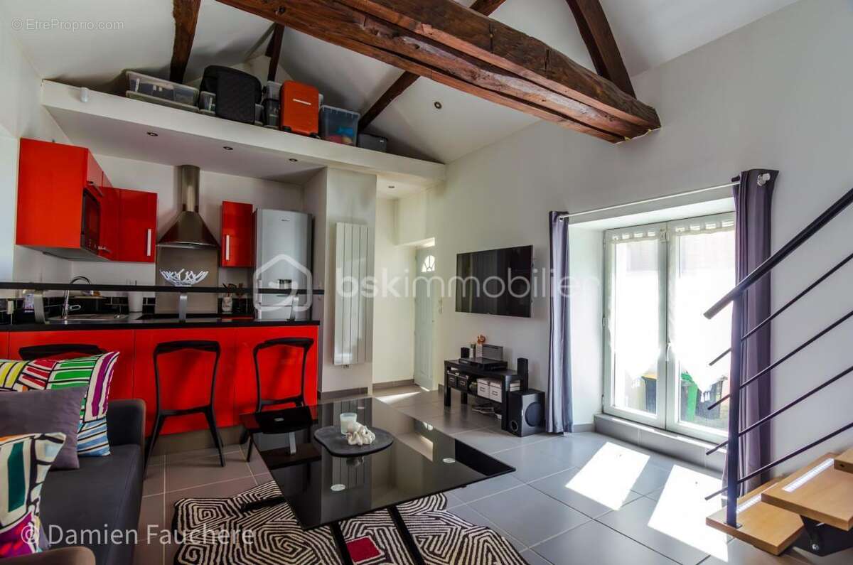 Maison à SAVIGNY-SUR-ORGE