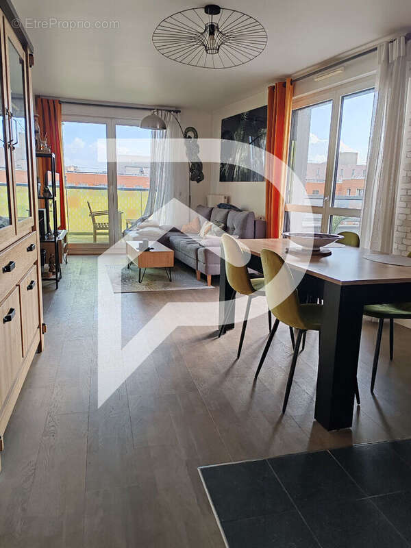 Appartement à COLOMBES