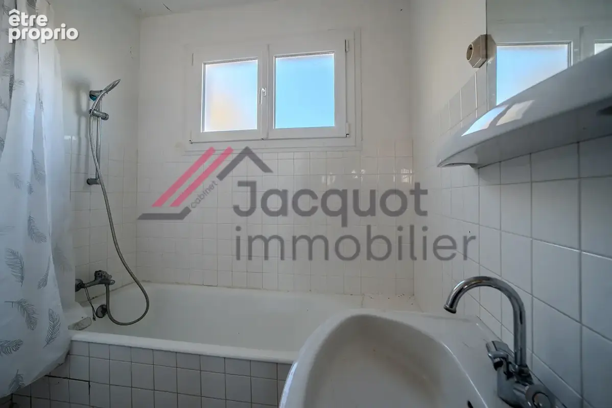 Maison 3 pièces 64 m² à vendre à Pierre-De-Bresse (71270) - photo 7