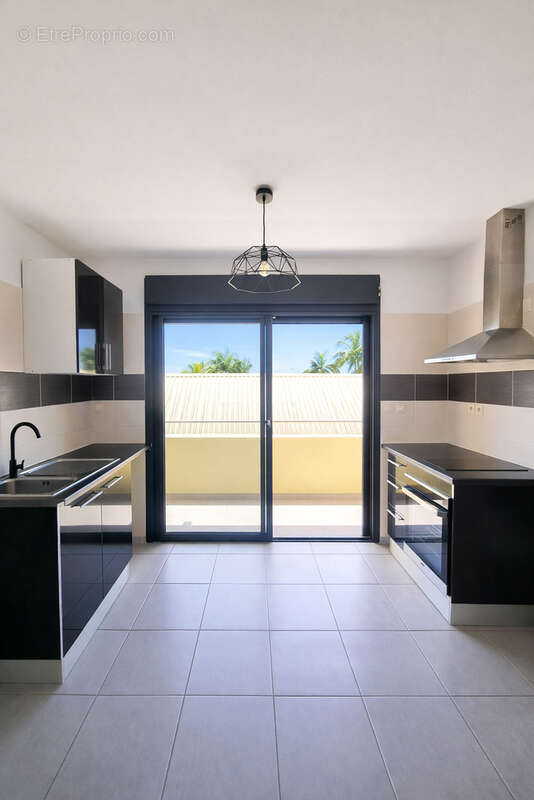 Appartement à SAINT-DENIS