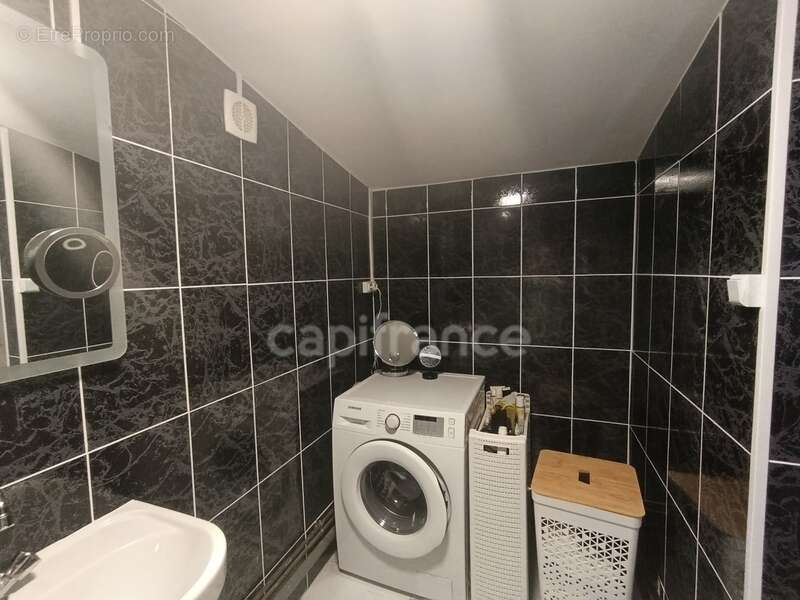 Maison à CROISILLES