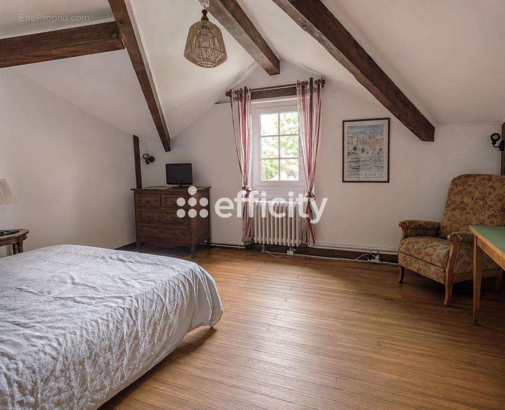 Maison 163 m² à Hinx  - photo 12