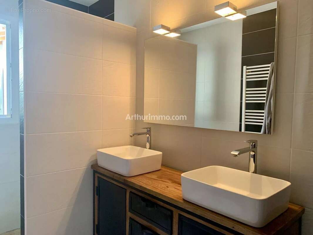 Maison à TREIZE-VENTS