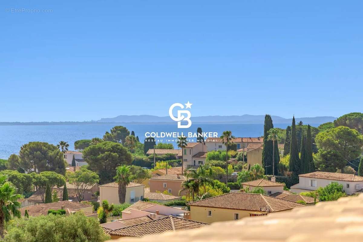 Maison de village vue mer, appartement indépendant avec jardin - 83320 Carqueiranne - photo 4