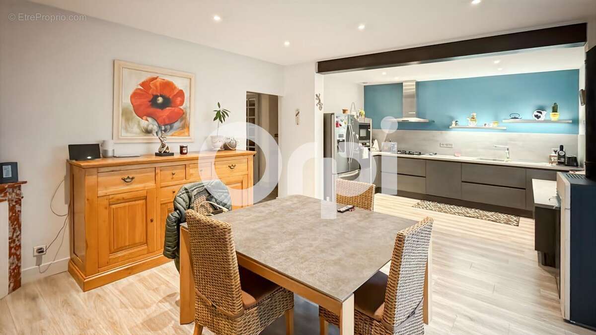 Maison à VALLON-PONT-D&#039;ARC