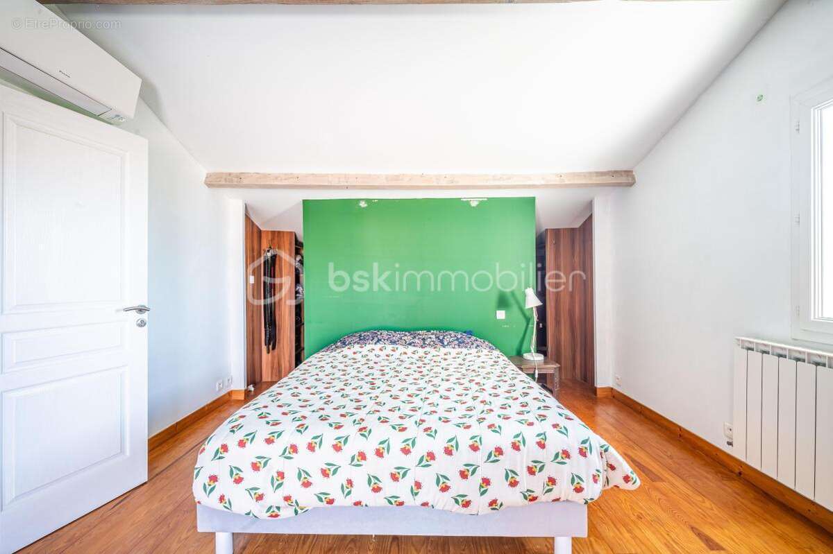 Maison à CARQUEIRANNE