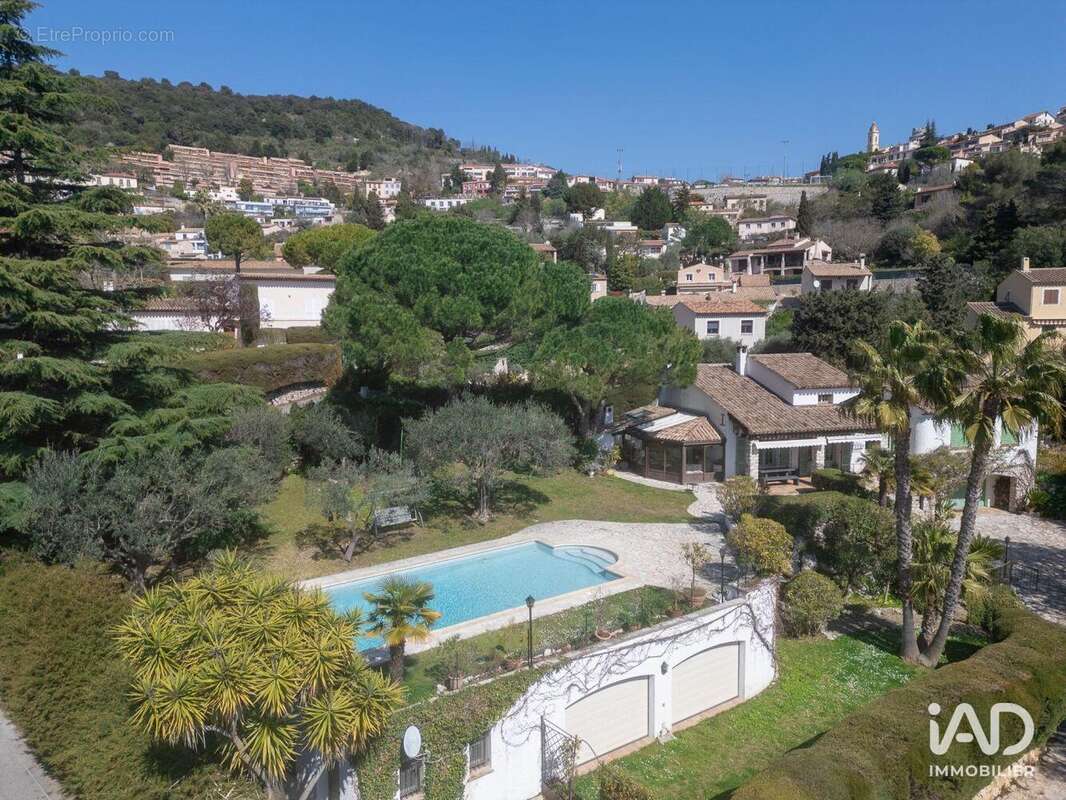 Photo 3 - Maison à LA TURBIE