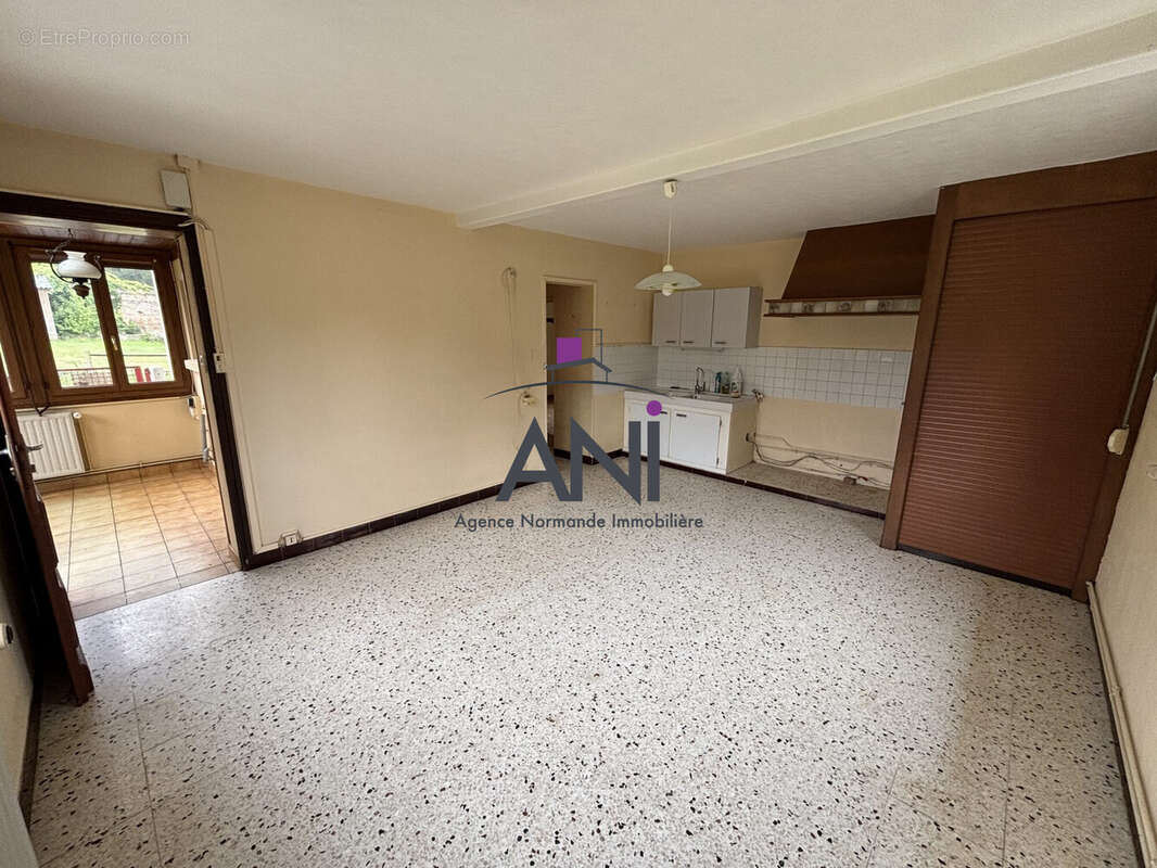 Maison 105 m² à Sainte-Foy  - photo 4